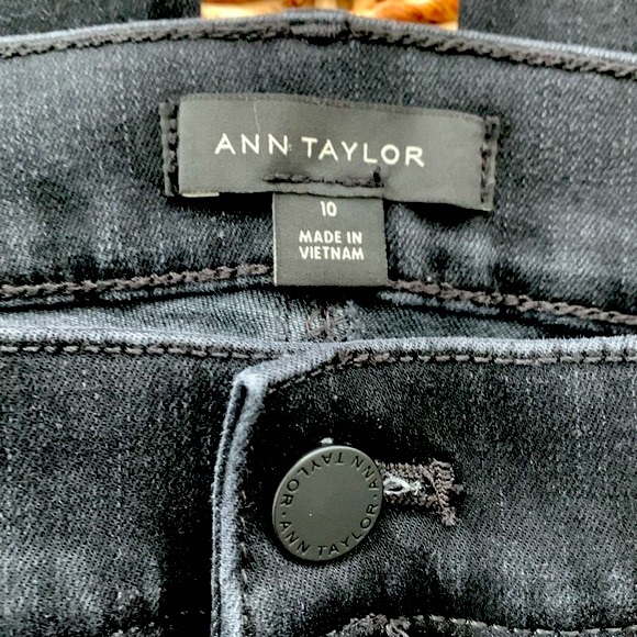 Ann Taylor Slim Bootcut Jean - Picture 12 of 13